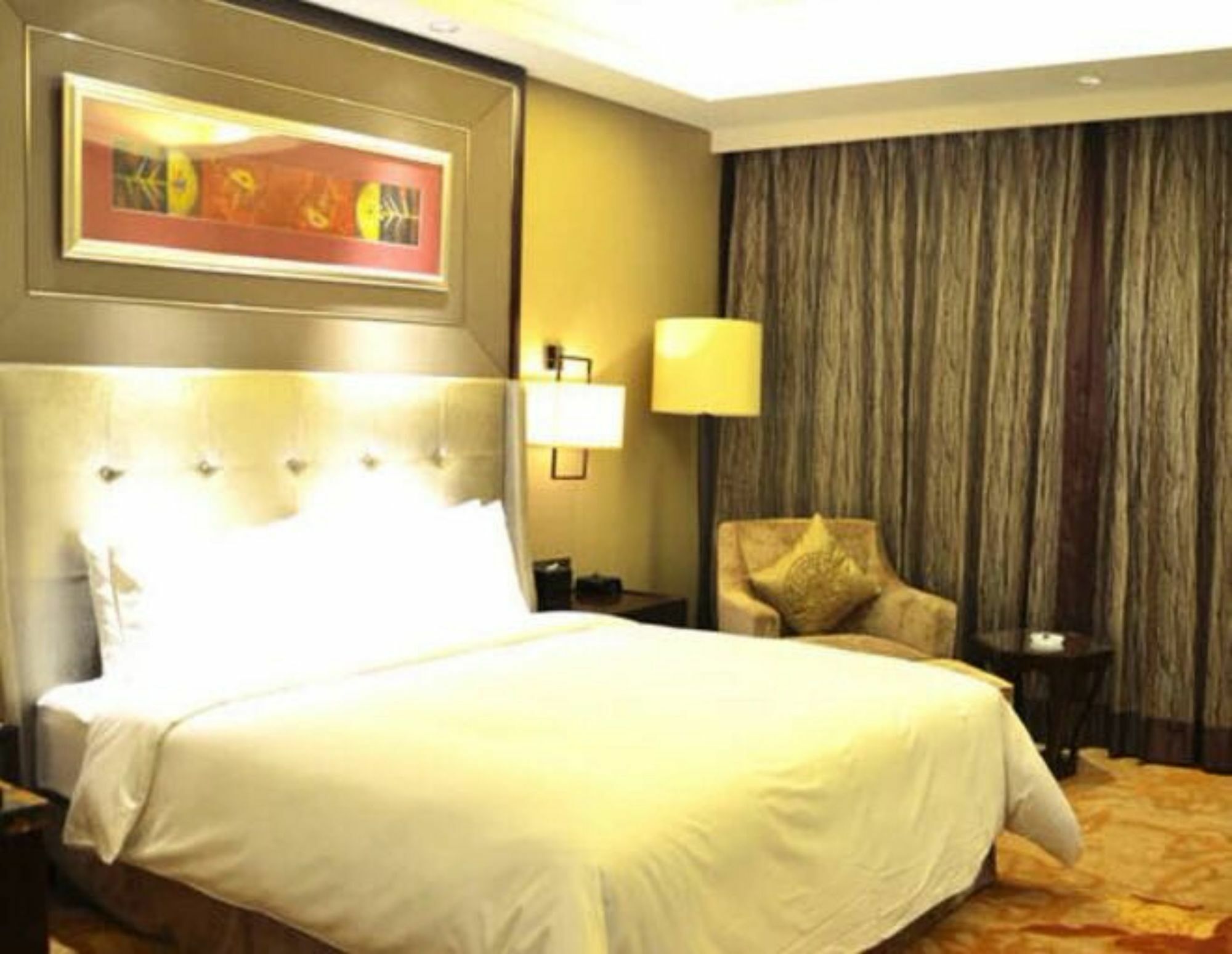 Xi'An Tanglong International Hotel Dış mekan fotoğraf